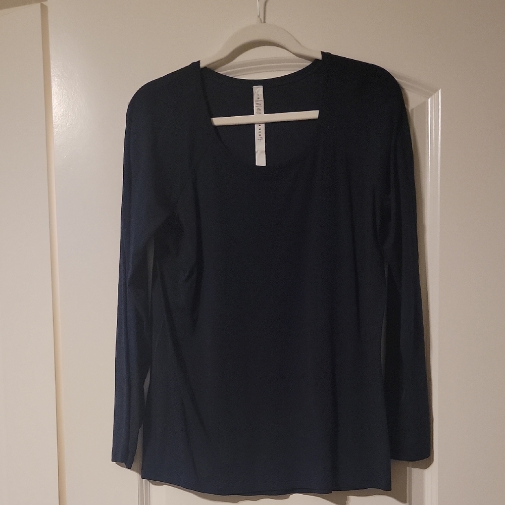 Lululemon Navy Long Sleeve Top